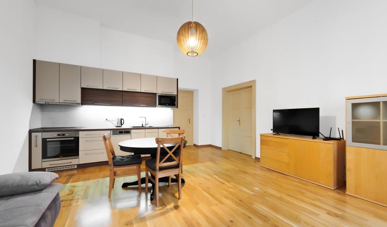 Appartamento Krakovska 13 *